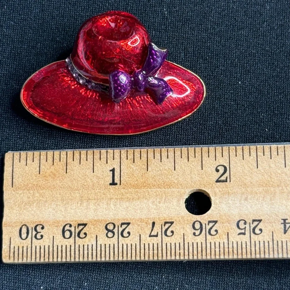 Vintage Red Hat Brooch Pin w/ Purple Bow | Enamel Statement Piece |‎ Retro Chic